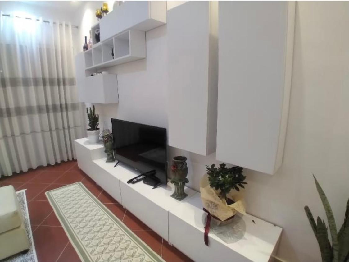 Luxury Appartament Lungomare Vlore Luaran gambar